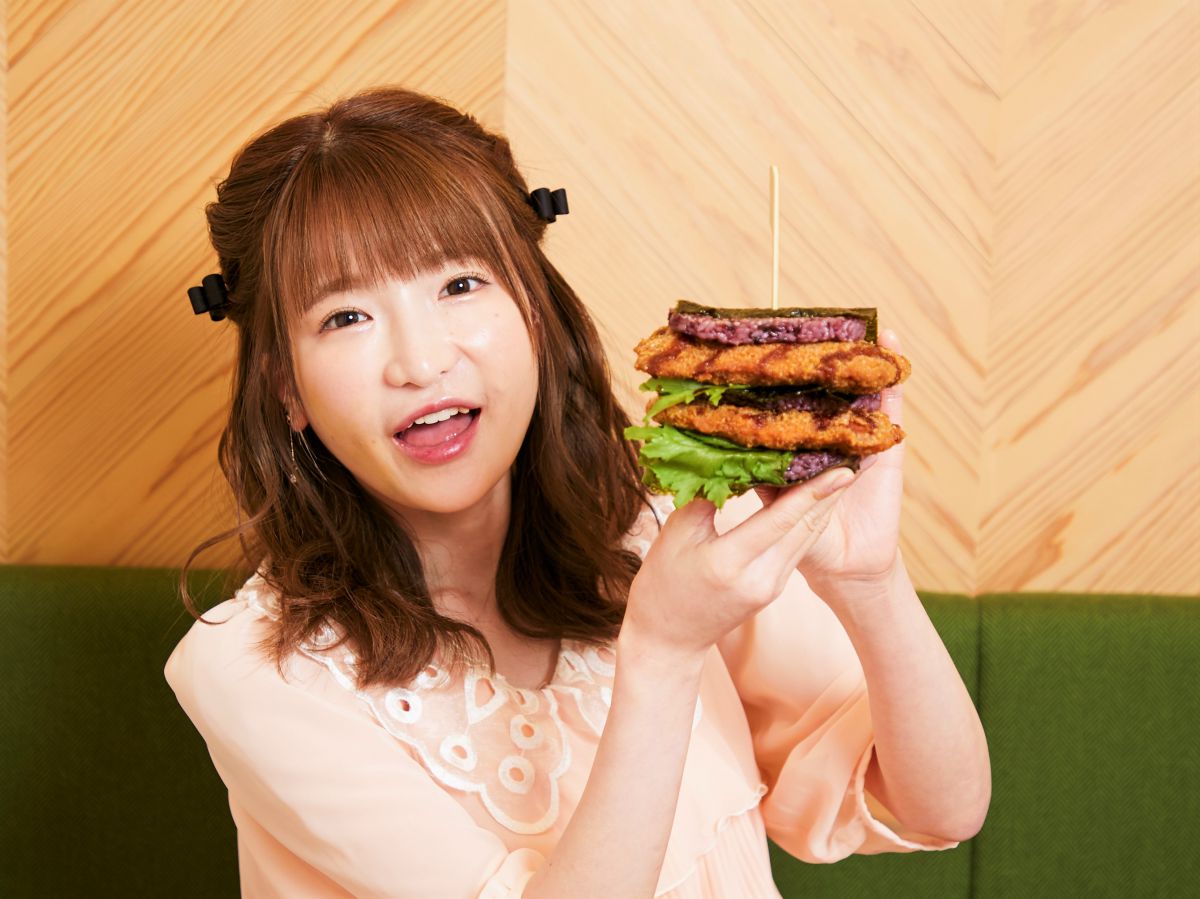 明太子とチーズのミルフィーユとんかつ ダブルバーガー（単品）1188円  （価格はイートインの場合）