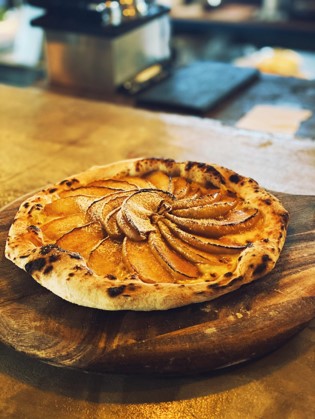 MIGHTY FIVE STAR「sweets　pizza　りんごと蜂蜜」1998円