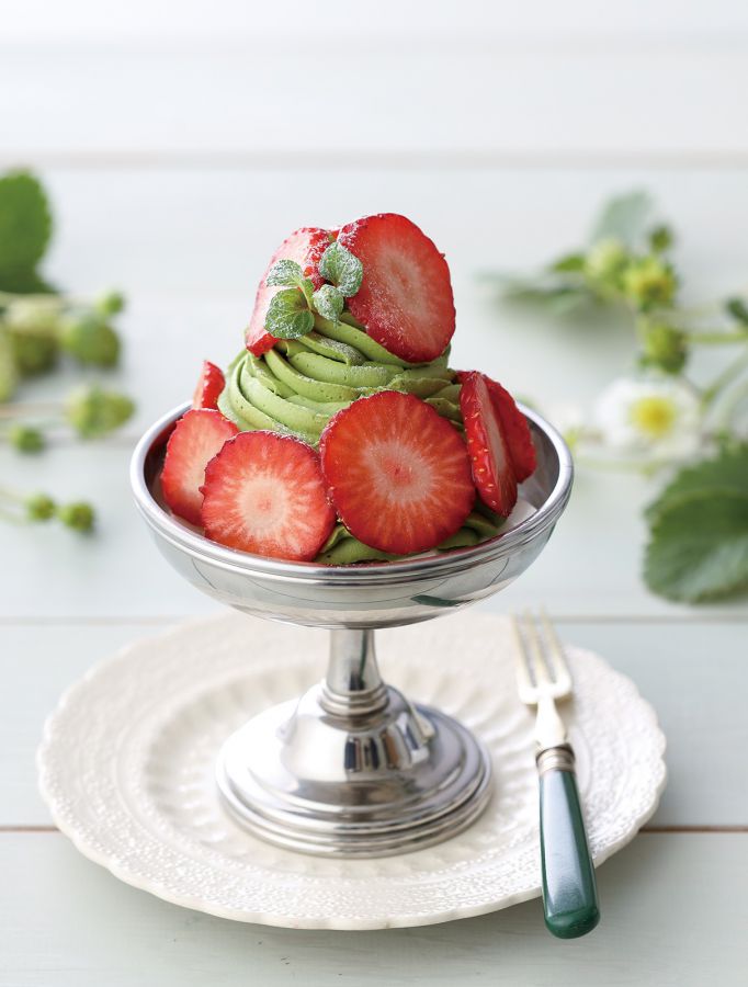 「苺と抹茶のパフェ」1210円