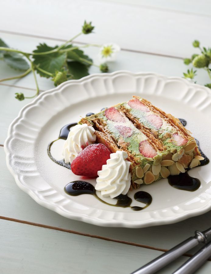 「苺と抹茶のパイ」1320円