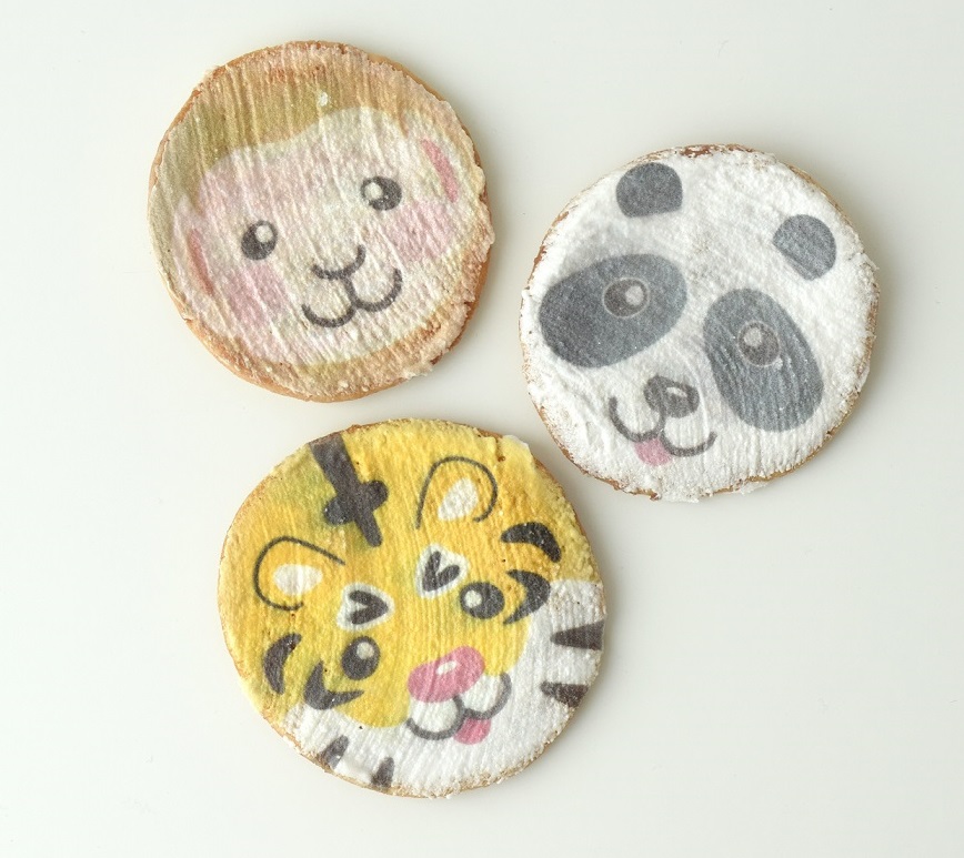 『福々どうぶつ煎餅「ZOOせん」（7枚入り袋）』1500円　など