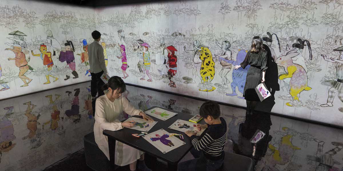 自分の描いたキャラクターが動き出す？！チームラボ×KDDIの新時代アート体験