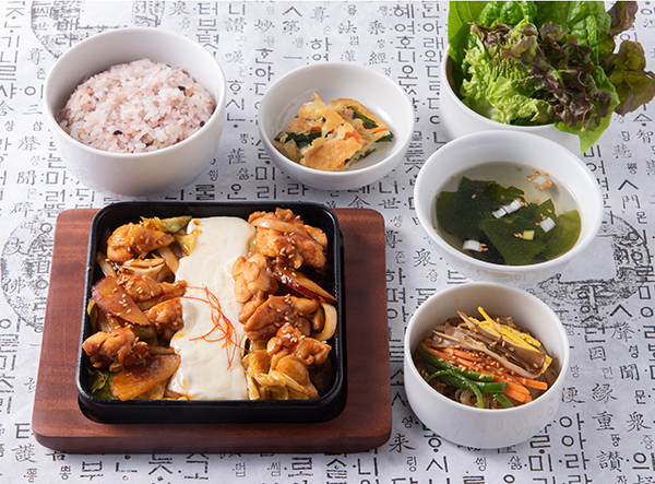 チーズタッカルビセット2000円