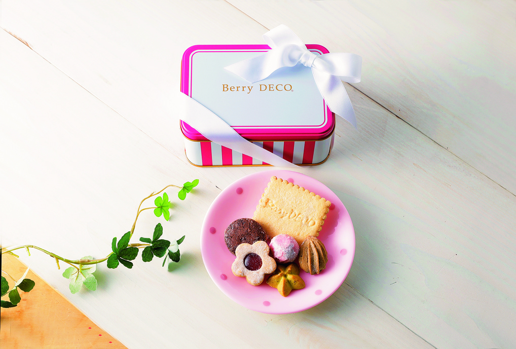 「オリジナルクッキー缶（300g）」2160円