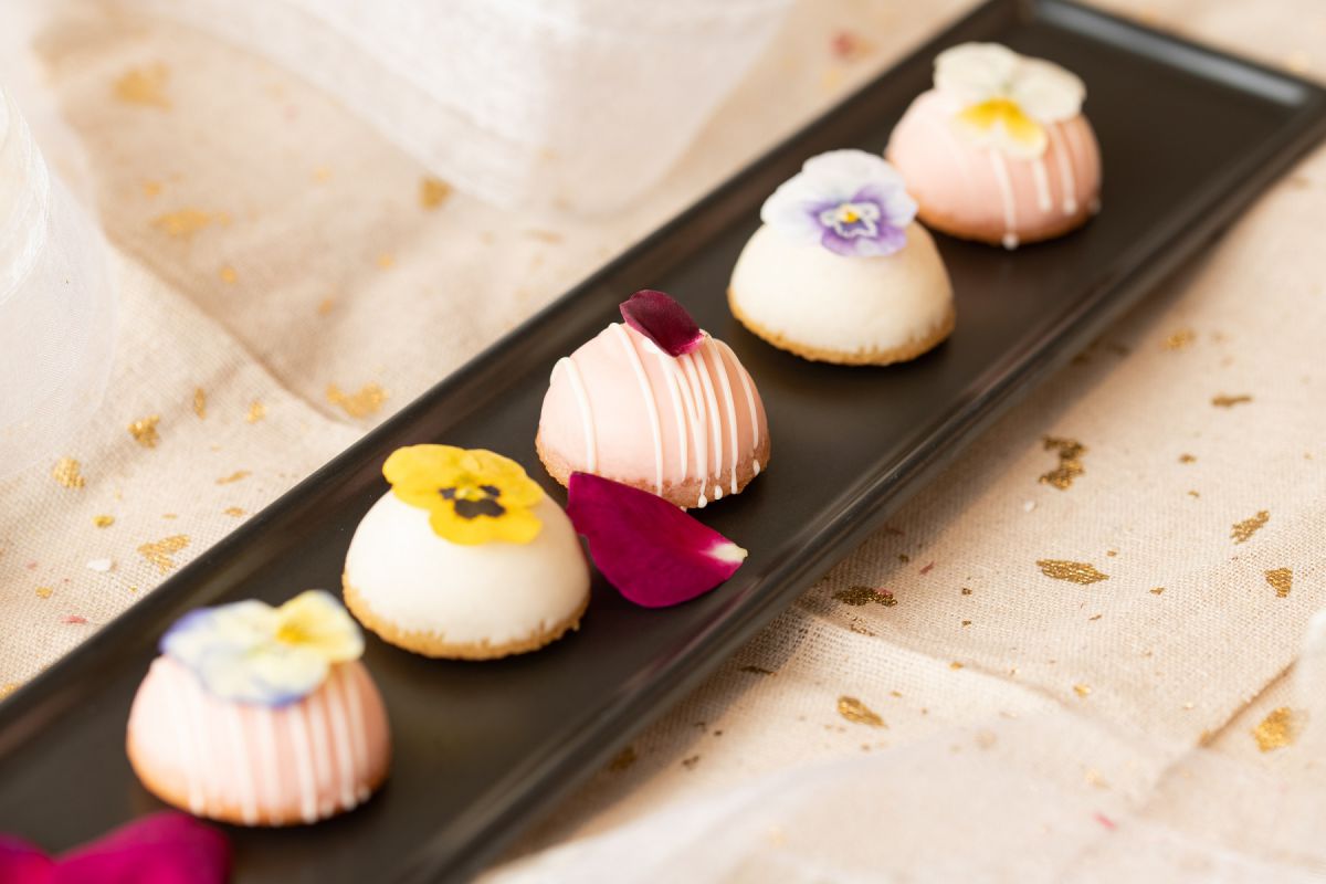 限定テイクアウトスイーツ「Petits Fleur」1512円　※数量限定