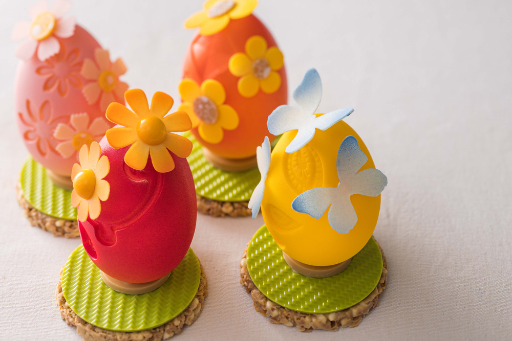 「イースターエッグショコラ」1個 1800円（税抜）