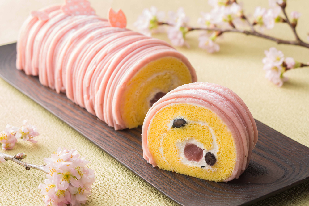 「桜のロールケーキ」2400円（税抜）