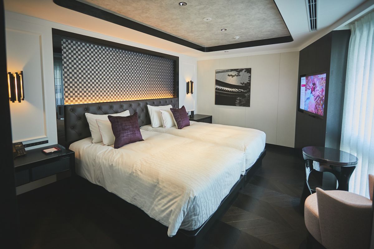 プレステージスイート 61㎡ 　2名1室 朝食付き11万120円〜