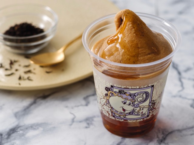 紅茶スムージー　600円　【販売店舗「カフェ・オーリンズ」】