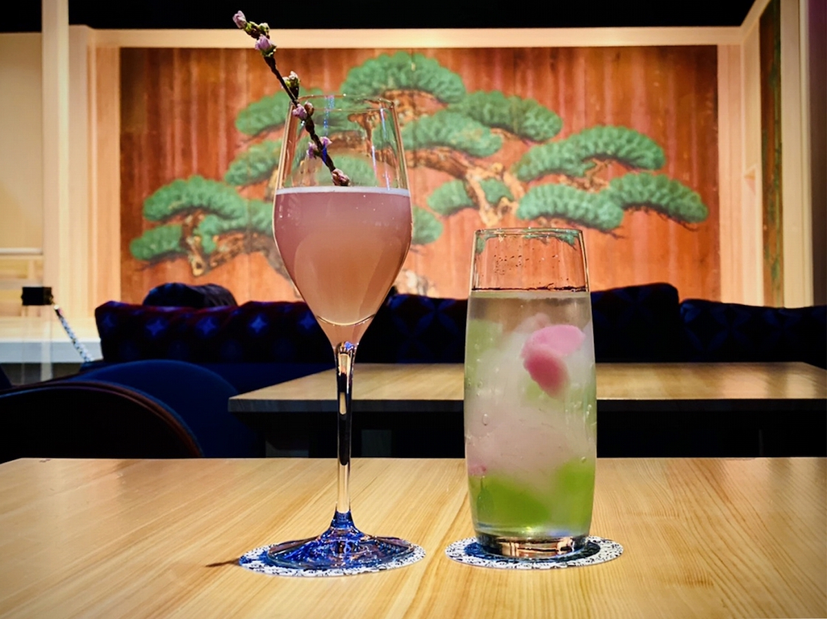 （左）【 花めくすず音(左) 】【 桜和金(右) 】