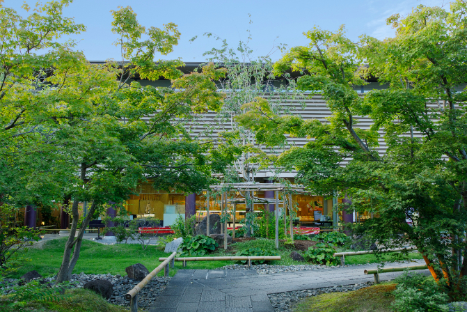 小倉山荘の本店、小倉山荘 竹生の郷に行ってみた!