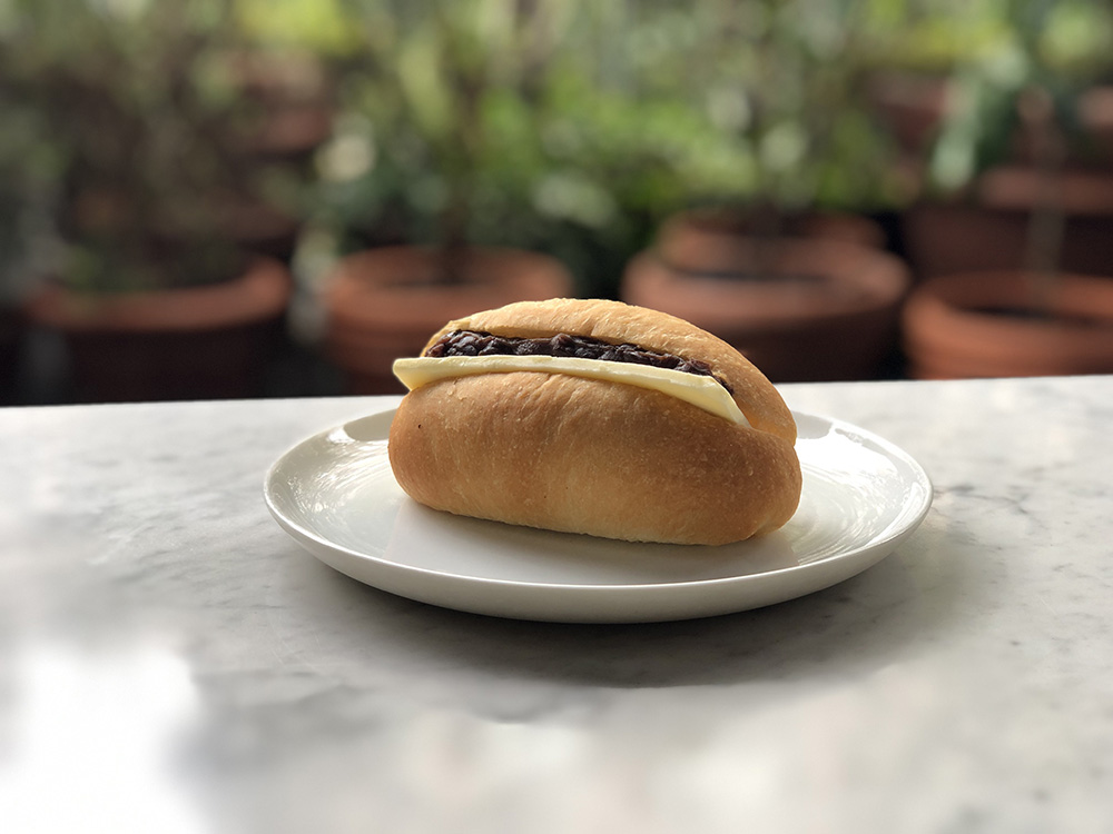 「あんバター」 280円（税抜）