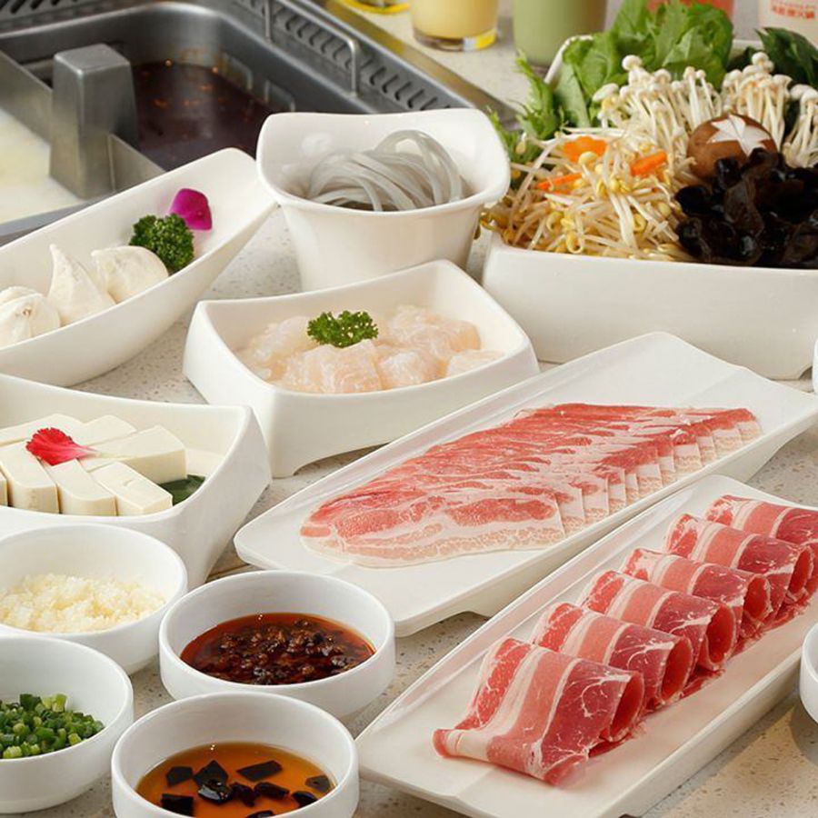 「お得セット」1人前 2980円（税抜）※2人前から注文可能