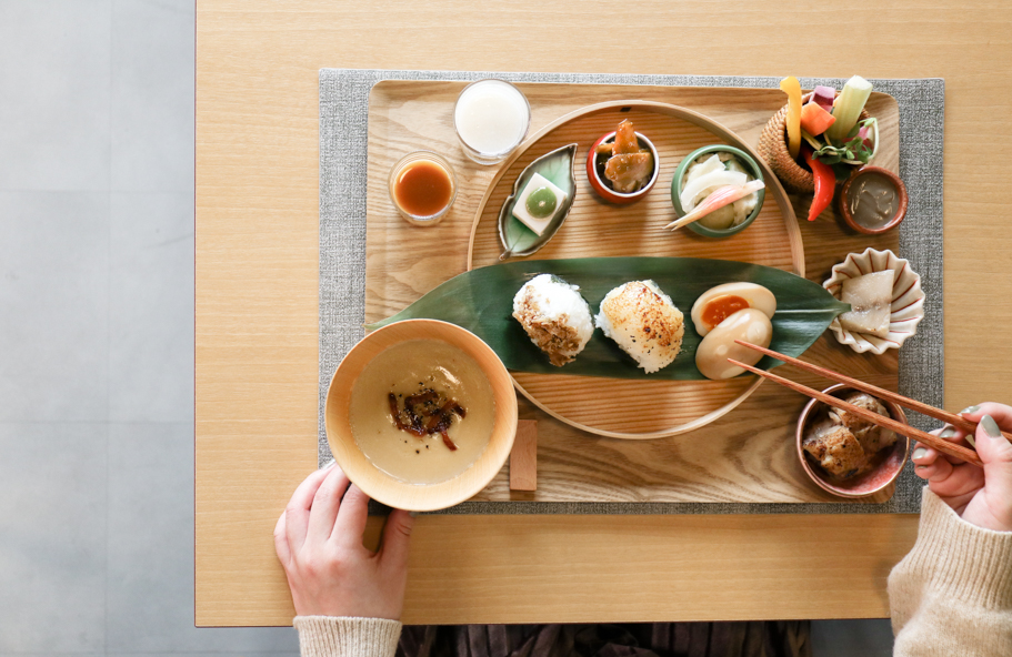 Haccomachi 特製 発酵ごぜん1690円