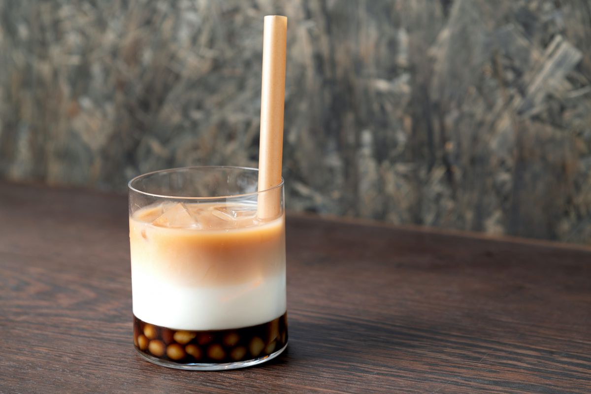 芋餅ミルクティ650円（ICEのみ）