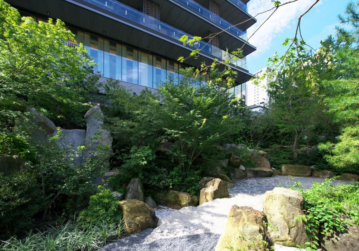 「オークラ庭園」