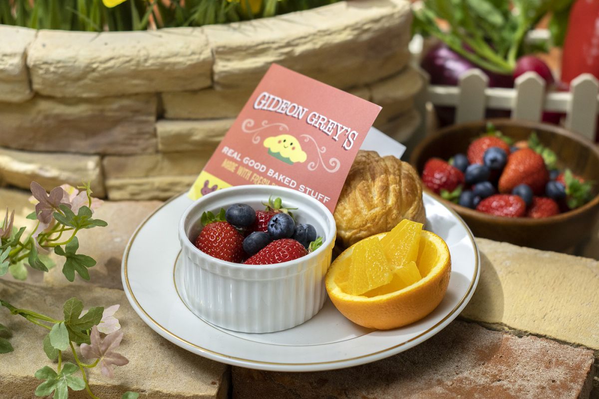 「＜ギデオン・グレイ＞仲直りのコーンクリームパイ」（1749円）