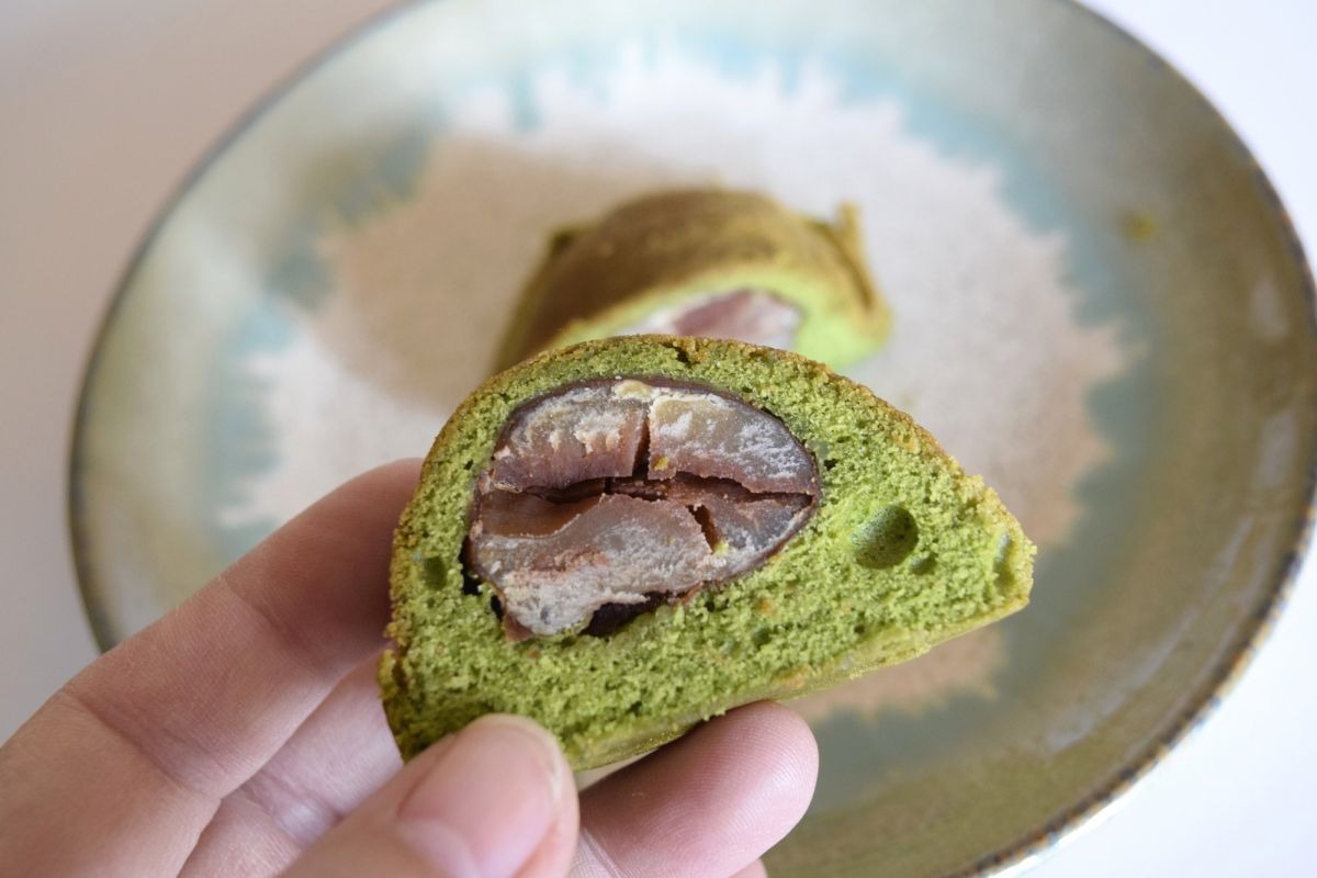 抹茶と渋皮栗のケーキ 300円