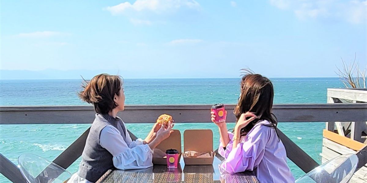 ぐるり270度オーシャンビュー！淡路島に断面萌えパン勢揃いの「ベーカリーカフェ ミサキ」オープン