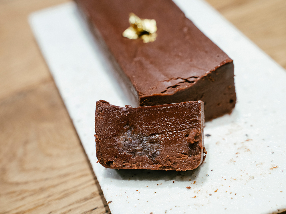 「しょこらずき・贈答用」大サイズ（5〜6人前）3888円（税込）