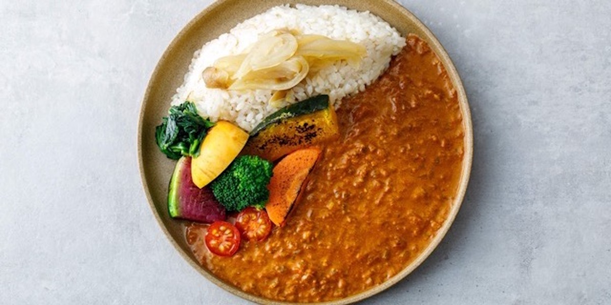 麻布十番のネオ食堂「BIRTH DINING by plein」カレーとイタリアンバルの新形態レストランが誕生