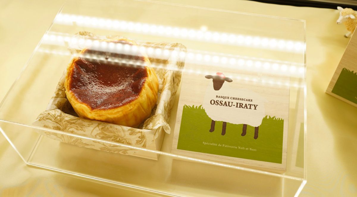 「BASQUE CHEESECAKE」7000円（ホールのみ）。発売期間：オールシーズン製造予定、サイズ：3.5号（2〜3名用）