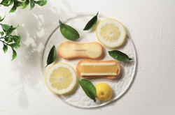 グランスタ東京/1F改札内『MIYUKA』の「美結菓 生バターと日向夏あんのふわシャリサンド」1個350円〈新作・東京駅限定〉