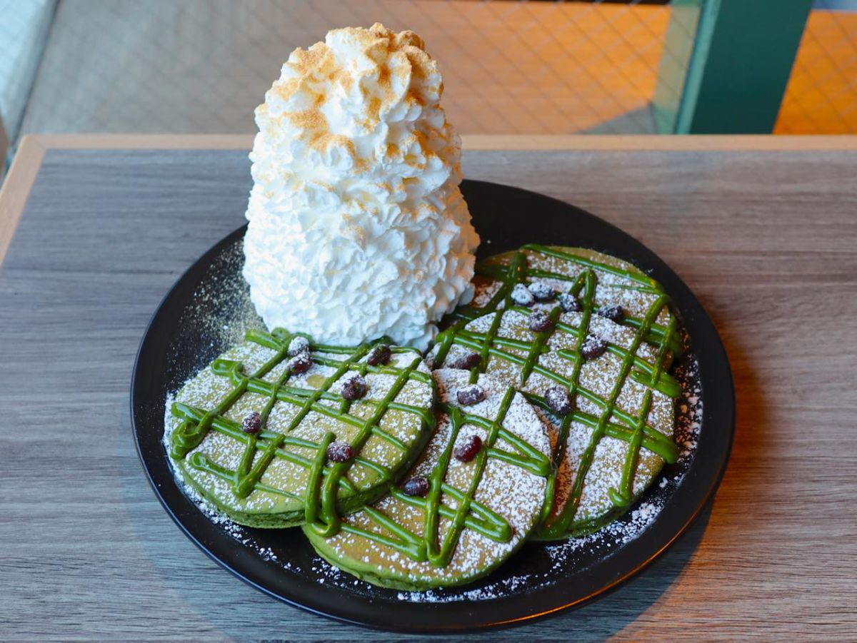 「宇治抹茶、ホイップクリームとレッドビーンズ（あずき）」1410円