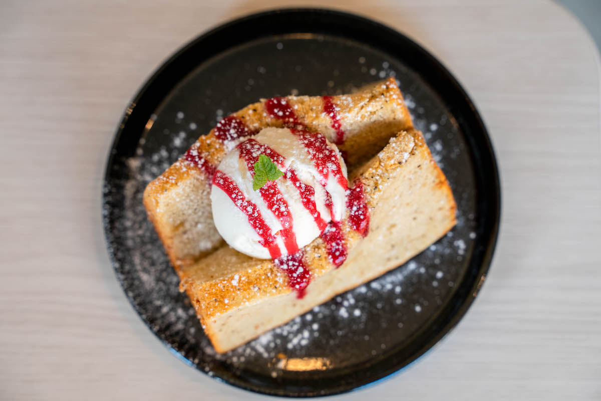 シフォンケーキ 800円