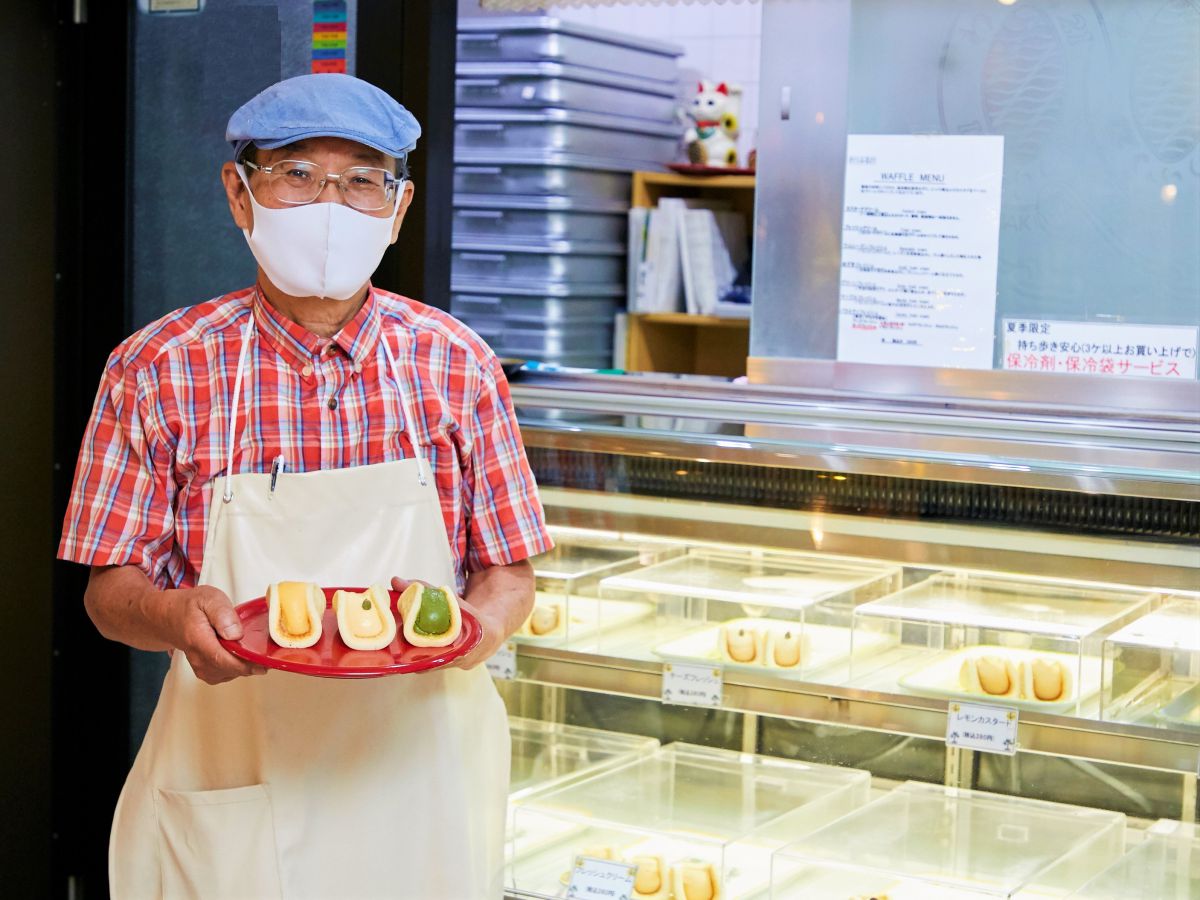 いつもやさしい笑顔で迎えてくれる店主の井上さん