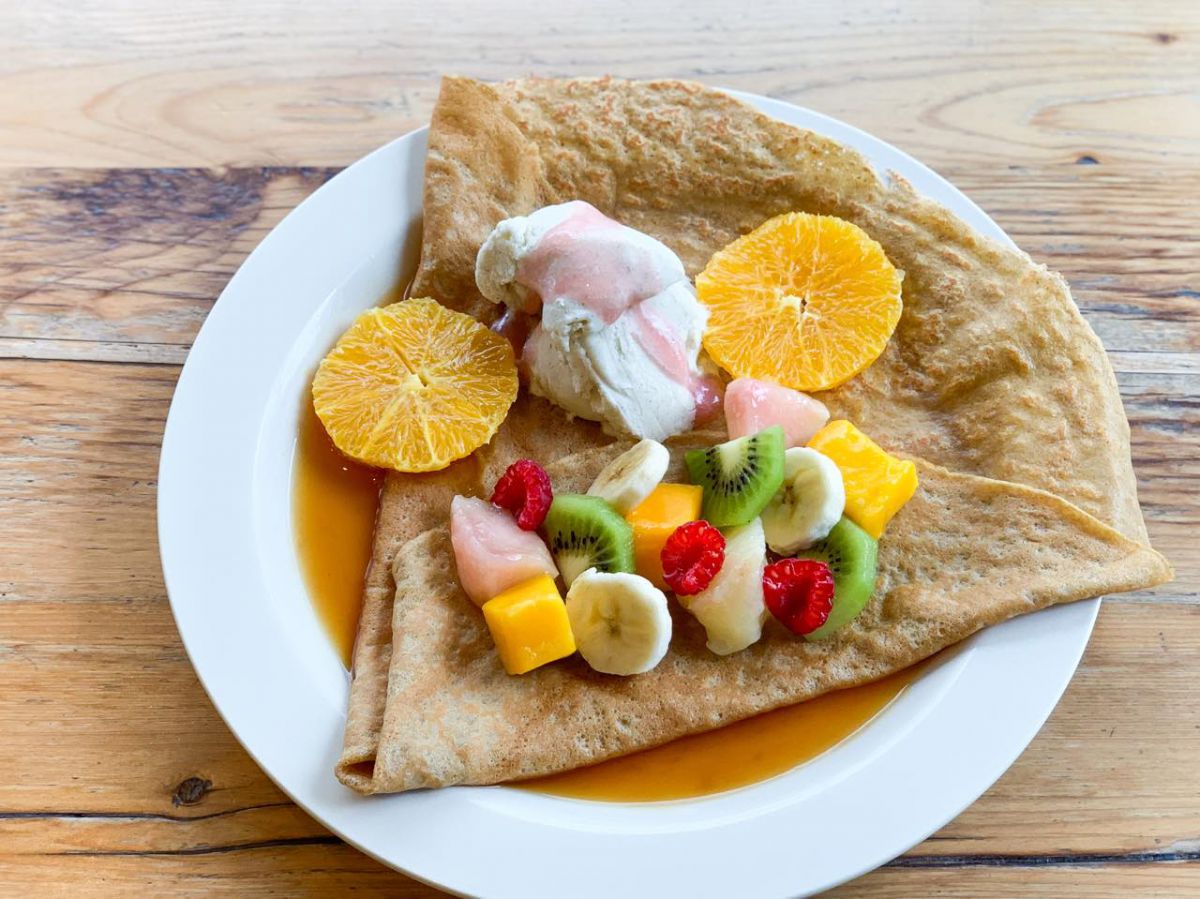 アフタヌーンティー40周年記念　6種フルーツとアールグレイのティーシュゼット」（お茶付き）1408円　※6月23日(水)まで発売