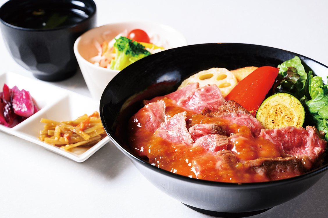 北海道産和牛ステーキ丼 1980円