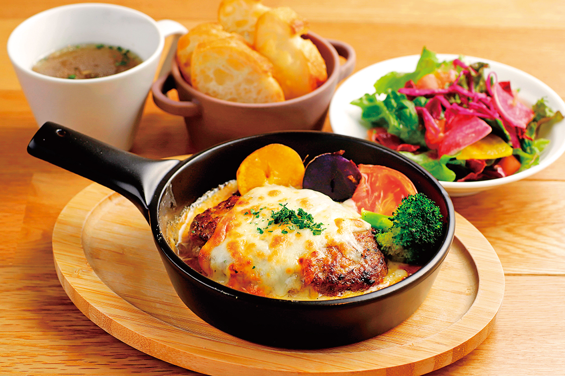 道産モッツァレラチーズハンバーグ 1408円