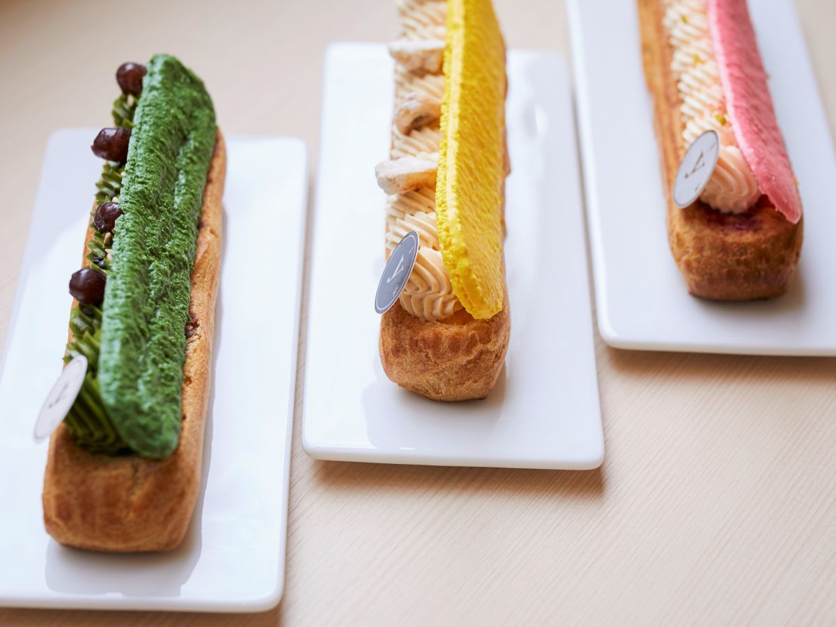 横から見るとマカロン生地なのがよくわかる！