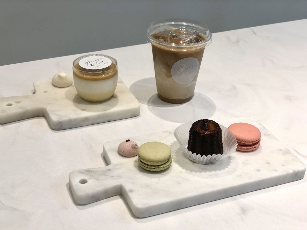 「カフェラテ アイス」350円(税込)