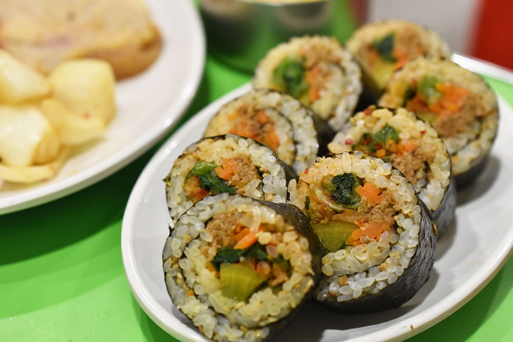 「キムパ」825円（税込）