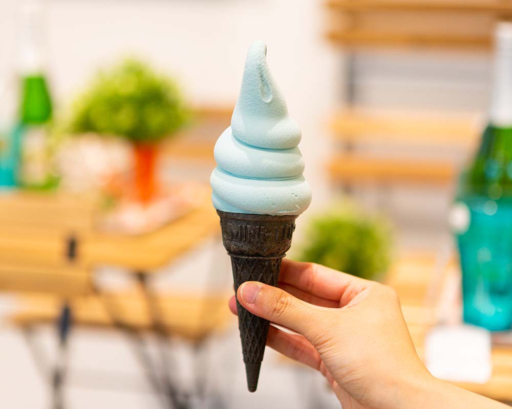 「青のプラントベースアップルソフト」200円（税込）