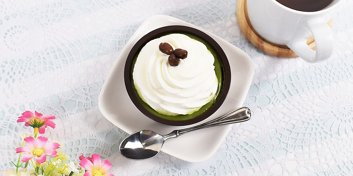 ファミリーマート、 クリームほおばる宇治抹茶ケーキ