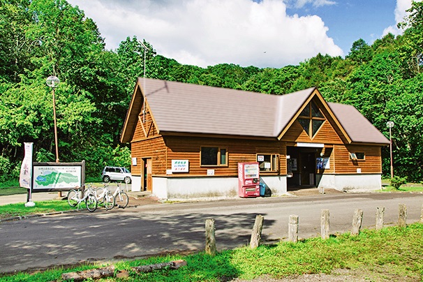 ポロトの森インフォメーションセンター