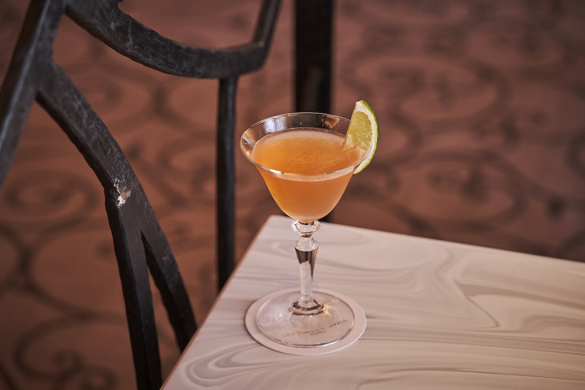 東京駅開業75周年を記念して作られたカクテル「東京駅」1600円