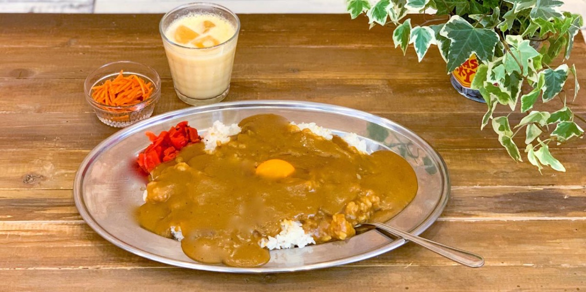 甘い辛さがクセになる!大阪発祥の「マドラスカレー」はどんな味?女子ひとりでも入りやすい吉祥寺店、潜入レポ