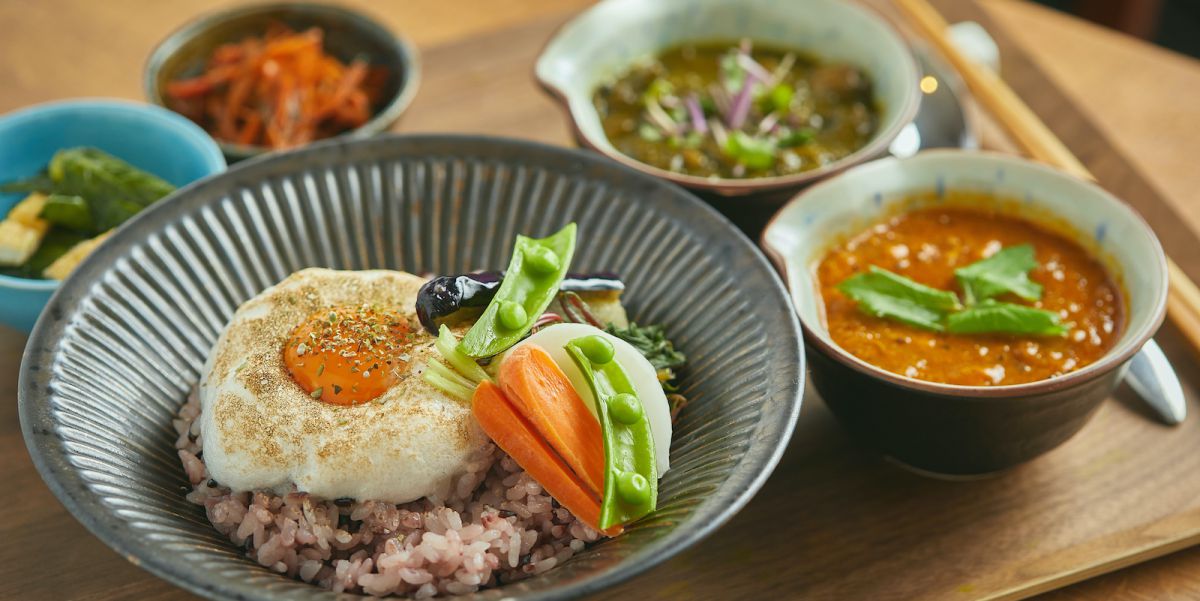 お出汁×スパイス、滋養×アーユルベーダで相乗効果！カラダを労る、京都の新感覚カレー「雲の上はいつも晴れ」