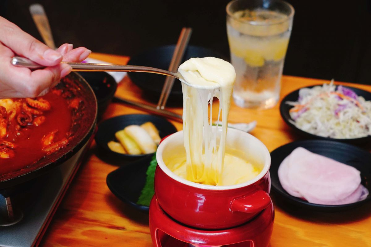 「フォンデュチーズ」1100円