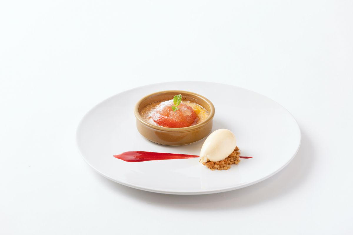 グレープフルーツのクレームブリュレ 700円