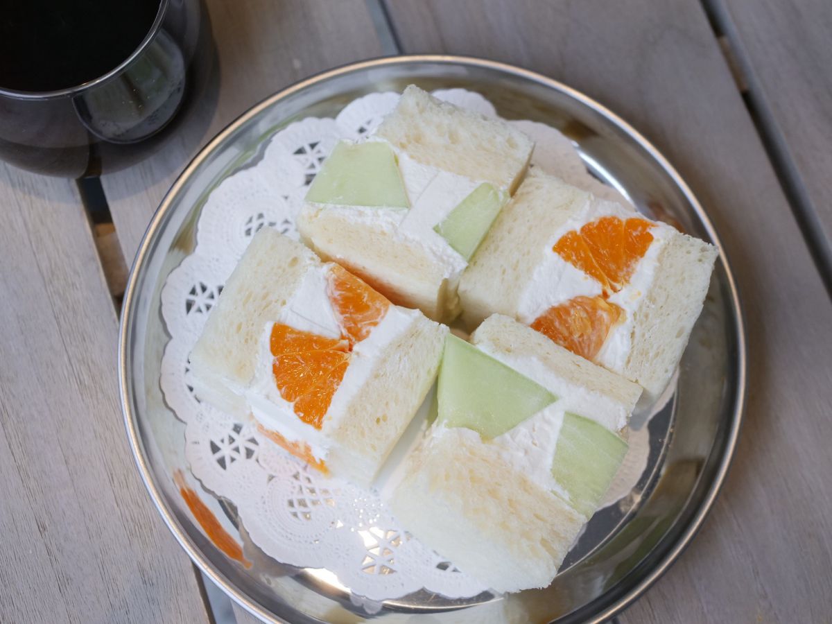 フルーツサンド　1200円