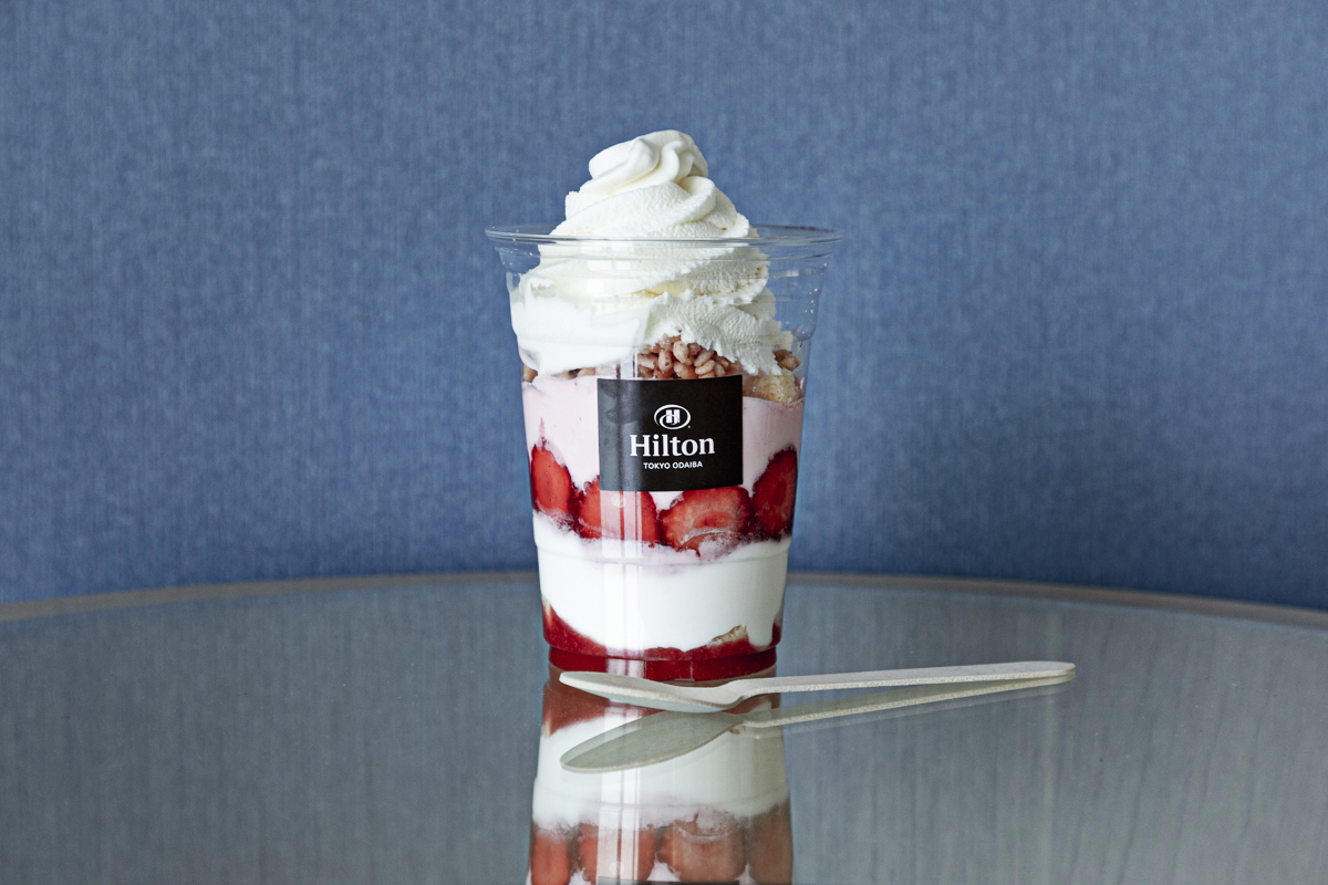 「プレミアムストロベリーパフェ」842円