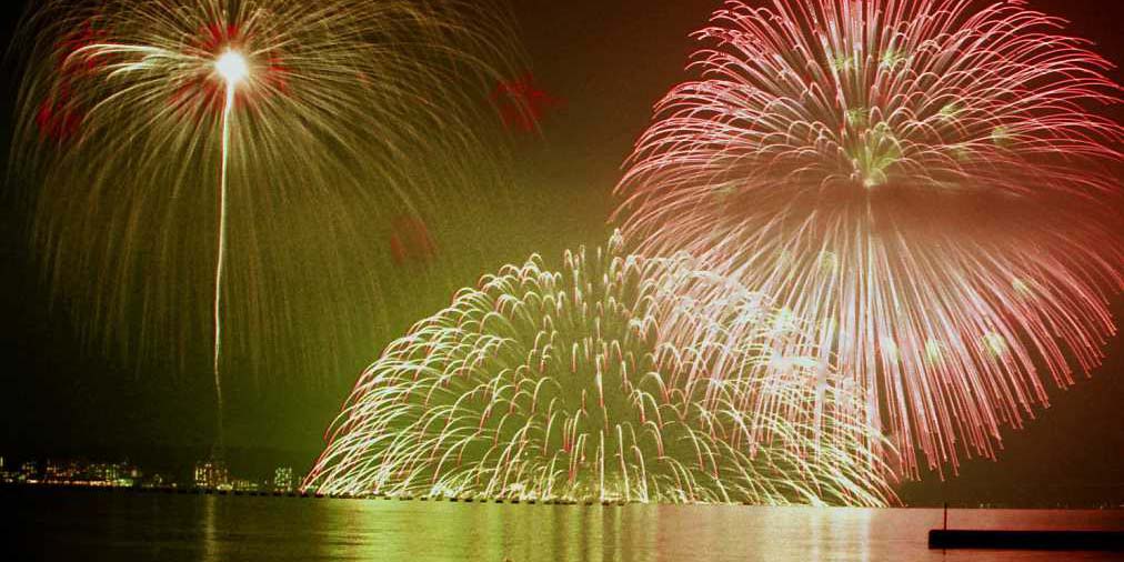 石川県のおすすめ花火大会 21年の開催 中止は