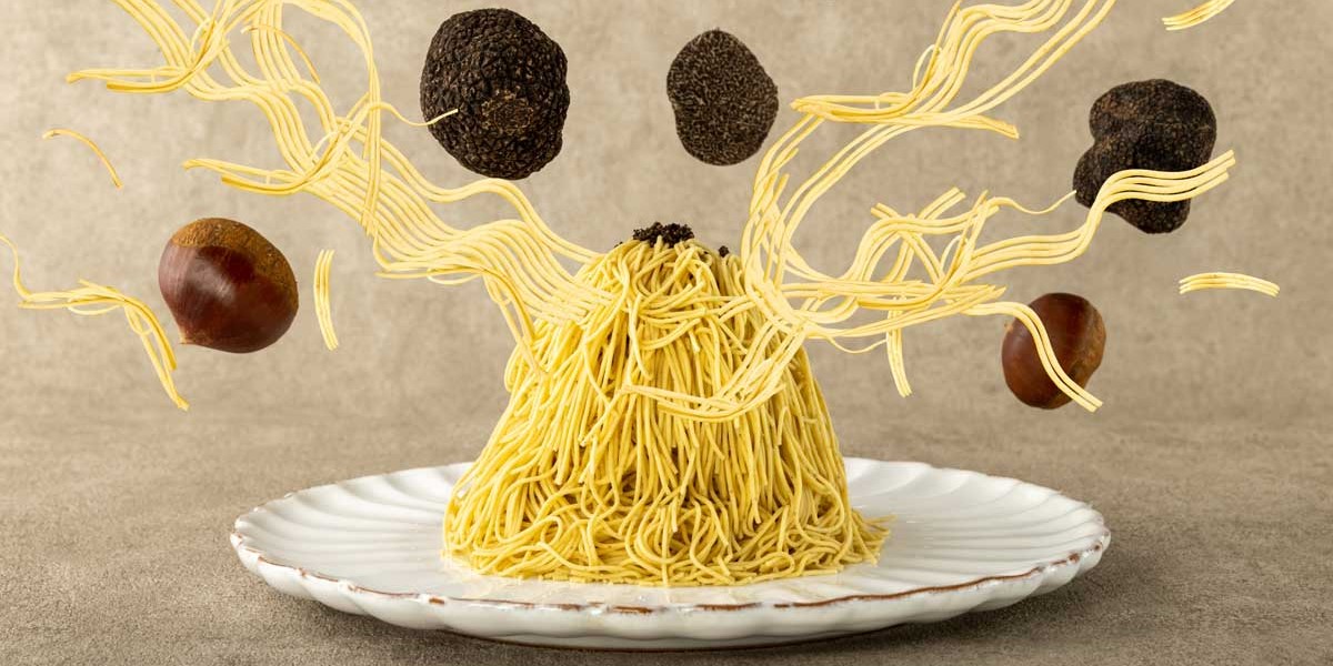 神戸北野ホテルのスイーツビュッフェにスペシャルな”搾りたてモンブラン”が登場！