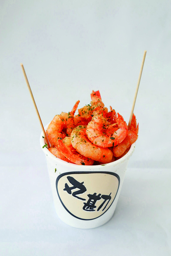 おやつにぴったりの本えびの唐揚げ500円