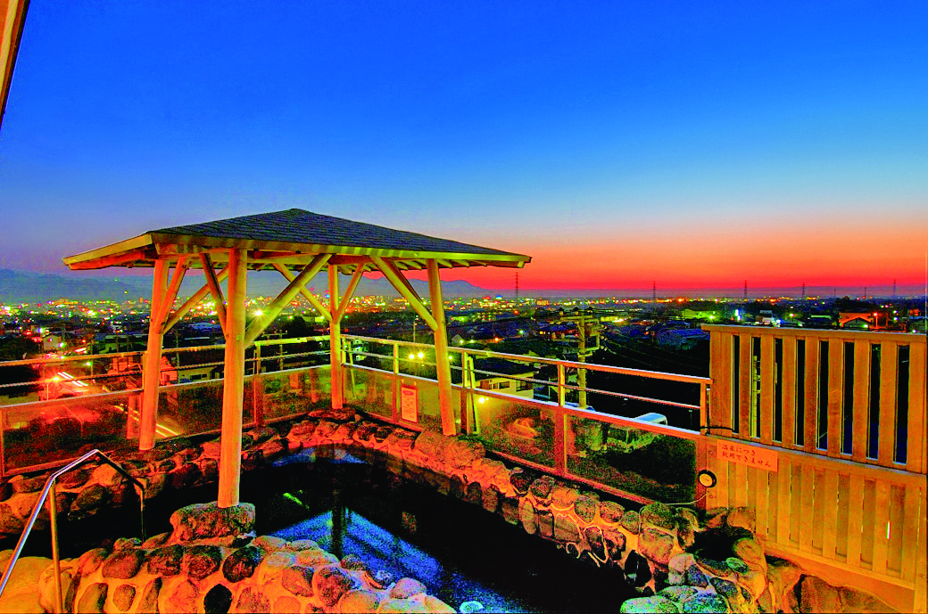 駿河湾に沈む夕日も楽しめる